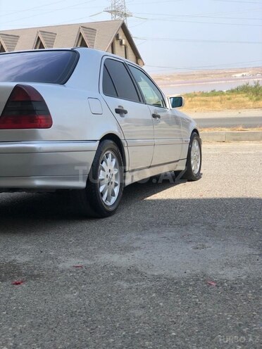 Mercedes C 280 2000, 350,000 km - 2.8 l - Bakı
