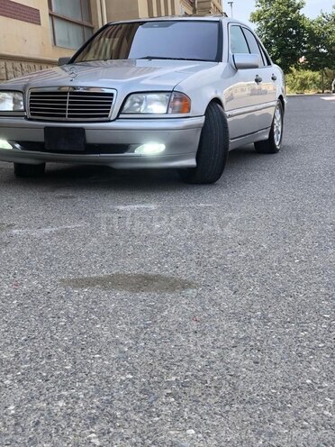 Mercedes C 280 2000, 350,000 km - 2.8 l - Bakı
