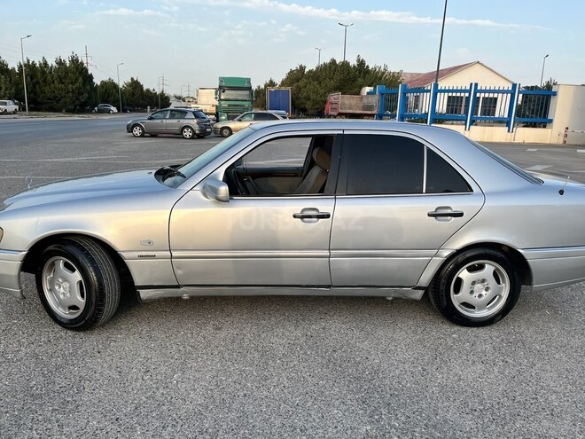 Mercedes C 200 1995, 386,000 km - 2.0 l - Bakı