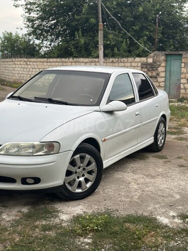 Opel Vectra 2000, 265,000 km - 1.8 l - Ağstafa