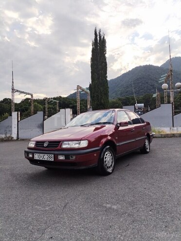 Volkswagen Passat 1995, 330,000 km - 2.0 л - Qəbələ