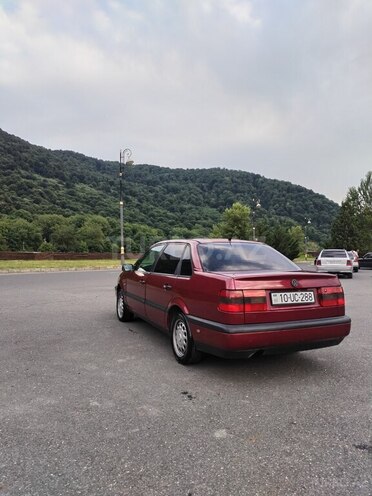Volkswagen Passat 1995, 330,000 km - 2.0 л - Qəbələ