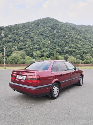 Volkswagen Passat 1995, 330,000 km - 2.0 л - Qəbələ