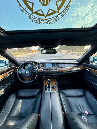 BMW 750 2010, 255,000 km - 4.4 l - Bakı