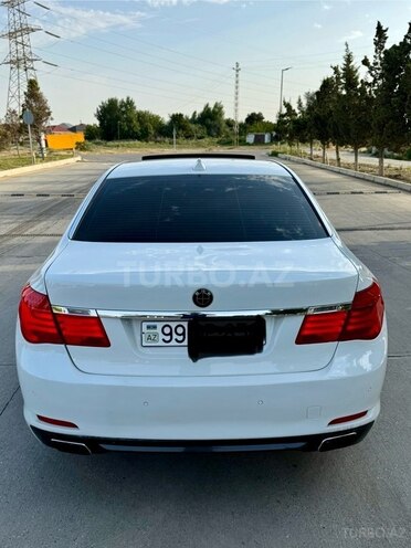 BMW 750 2010, 255,000 km - 4.4 l - Bakı