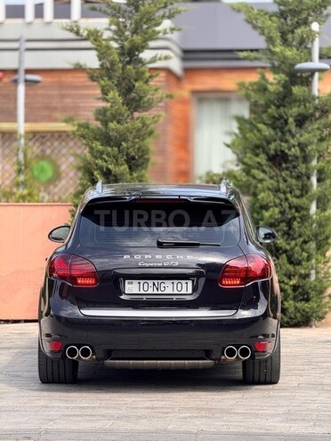 Porsche Cayenne GTS 2013, 117,000 km - 4.8 l - Bakı