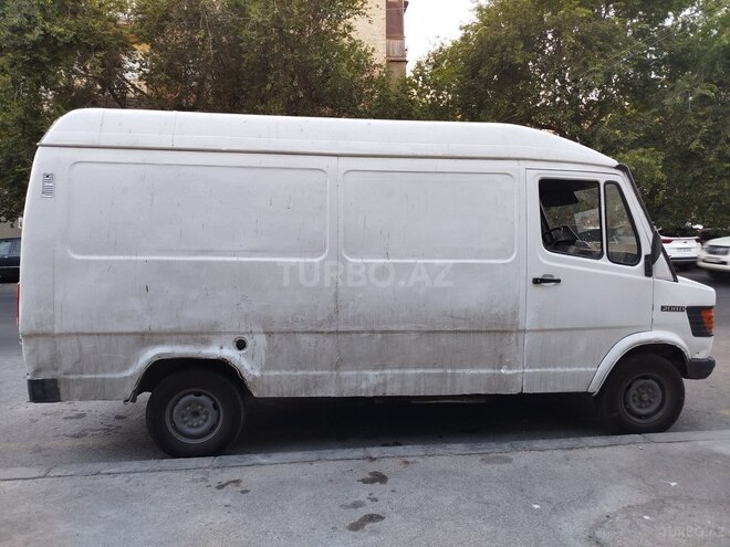 Mercedes 208 D 1994, 486,500 km - 2.3 l - Bakı
