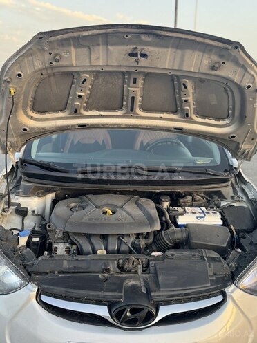 Hyundai Elantra 2011, 337,962 km - 1.8 l - Bakı