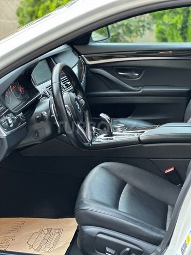 BMW 528 2016, 290,000 km - 2.0 l - Gəncə