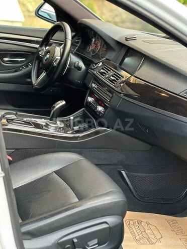 BMW 528 2016, 290,000 km - 2.0 l - Gəncə