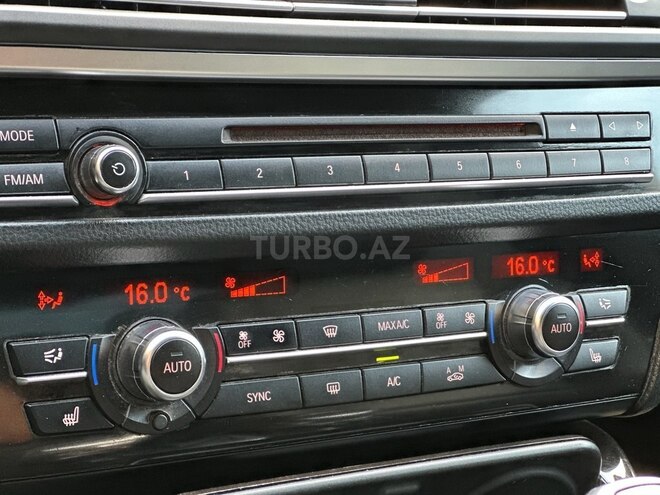 BMW 528 2016, 290,000 km - 2.0 l - Gəncə