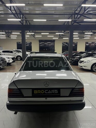 Mercedes E 230 1995, 485,211 km - 2.3 l - Sumqayıt