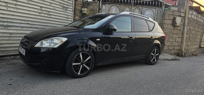 Kia Ceed 2008, 318,291 km - 1.6 л - Bakı