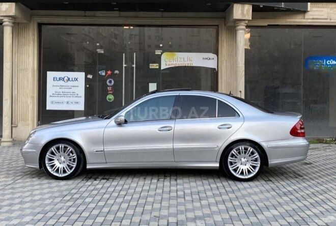 Mercedes E 240 2002, 270,000 km - 2.6 l - Bakı