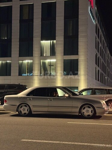 Mercedes E 320 2000, 90,323 km - 3.2 l - Bakı