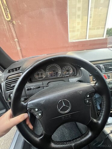 Mercedes E 320 2000, 90,323 km - 3.2 l - Bakı
