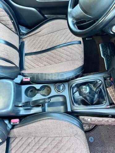Mitsubishi L200 2021, 165,000 km - 2.4 л - Bakı