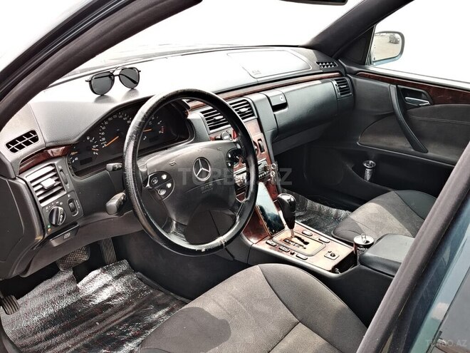 Mercedes E 220 d 2000, 327,000 km - 2.2 l - İmişli