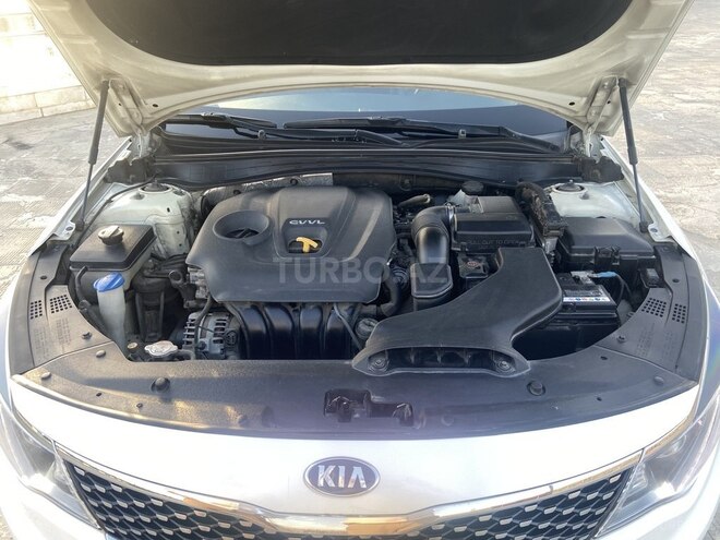 Kia K5-8