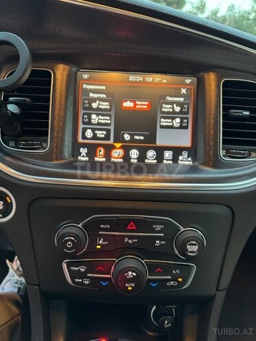 Dodge Charger-18