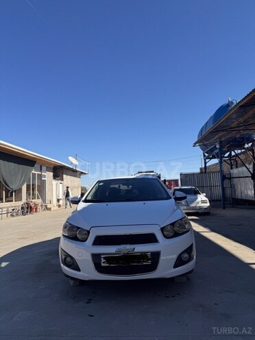 Chevrolet Aveo-1