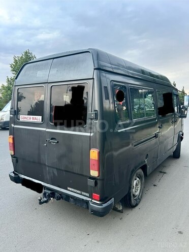 Mercedes 208 D 1991, 270,589 km - 2.5 л - Gəncə