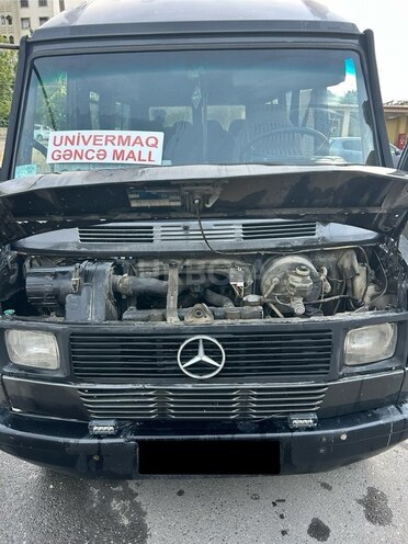 Mercedes 208 D 1991, 270,589 km - 2.5 л - Gəncə