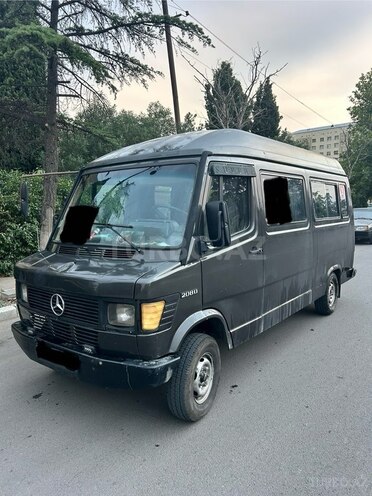 Mercedes 208 D 1991, 270,589 km - 2.5 л - Gəncə