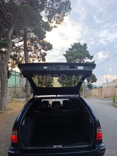 Mercedes E 240 1999, 372,329 km - 2.4 l - Xaçmaz