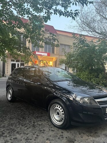 Opel Astra 2010, 228,000 km - 1.4 l - Bakı