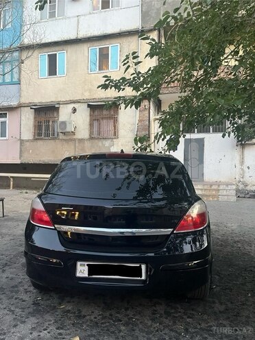 Opel Astra 2010, 228,000 km - 1.4 l - Bakı