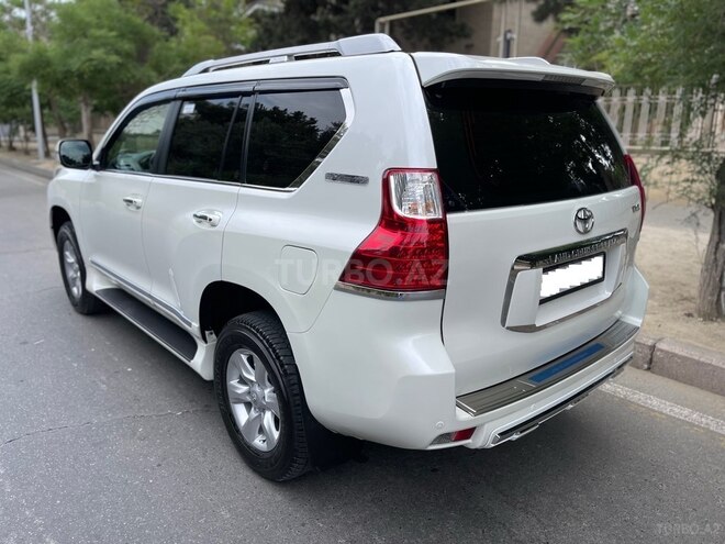 Toyota Land Cruiser Prado-7