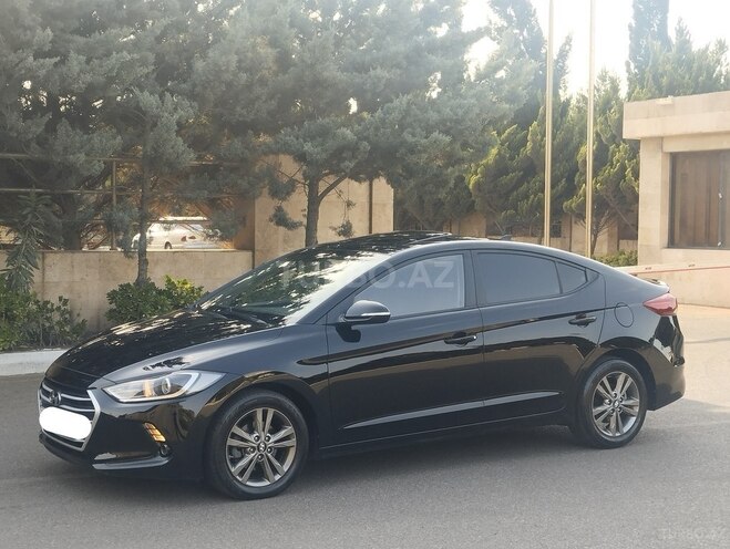 Hyundai Avante 2015, 65,200 km - 1.6 л - Bakı