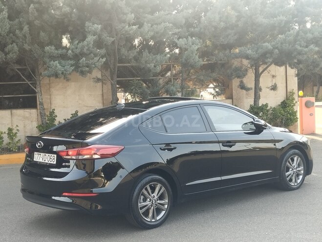 Hyundai Avante 2015, 65,200 km - 1.6 л - Bakı