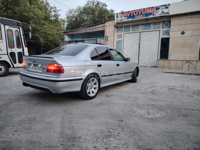 BMW 528 1996, 325,000 km - 2.8 l - Sumqayıt