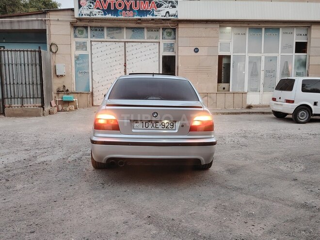 BMW 528 1996, 325,000 km - 2.8 l - Sumqayıt