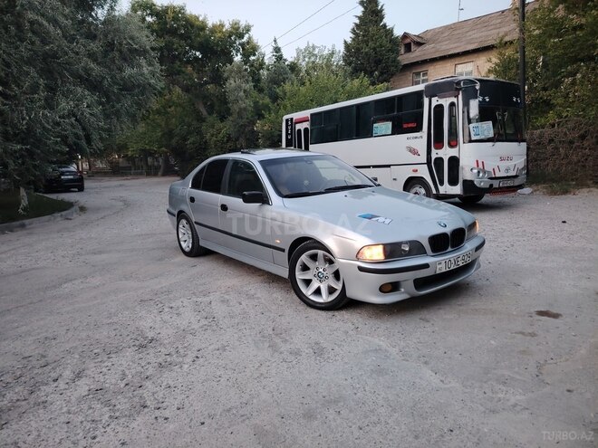 BMW 528 1996, 325,000 km - 2.8 l - Sumqayıt