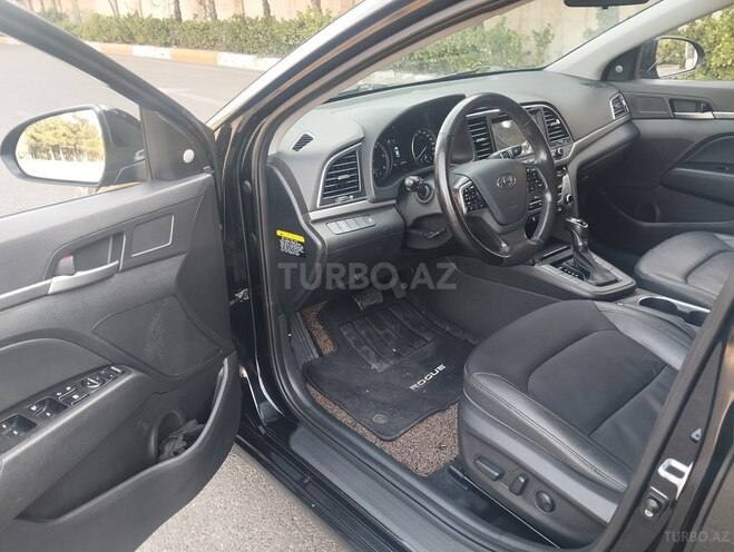 Hyundai Avante 2015, 65,200 km - 1.6 л - Bakı