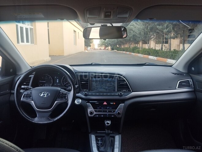 Hyundai Avante 2015, 65,200 km - 1.6 л - Bakı