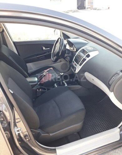 Kia Ceed 2007, 319,000 km - 1.6 л - Bakı