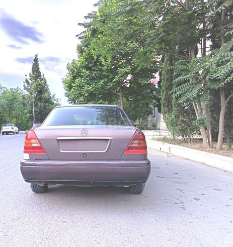 Mercedes C 220 d 1994, 40,058 km - 2.2 l - Gəncə