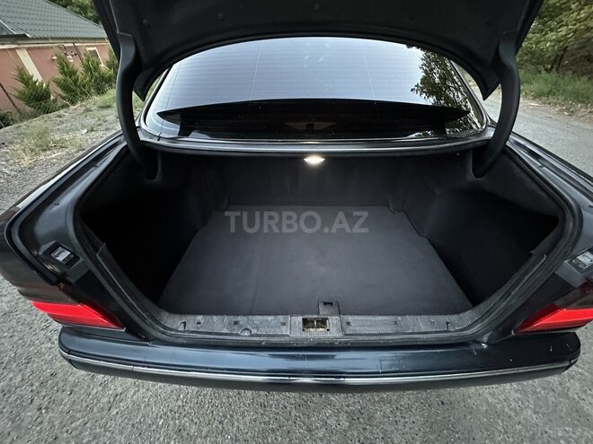 Mercedes E 280 2000, 529,000 km - 2.8 l - Füzuli