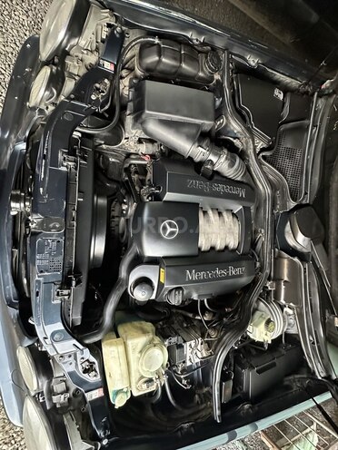 Mercedes E 280 2000, 529,000 km - 2.8 l - Füzuli