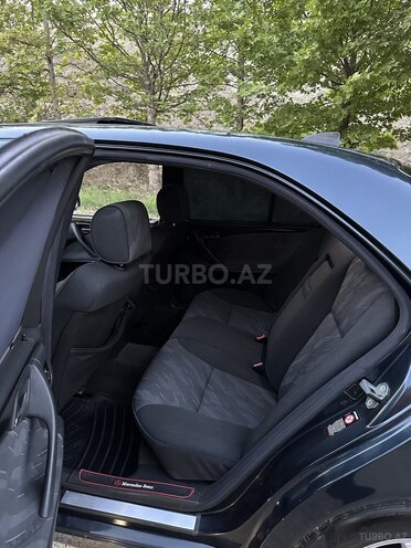 Mercedes E 280 2000, 529,000 km - 2.8 l - Füzuli