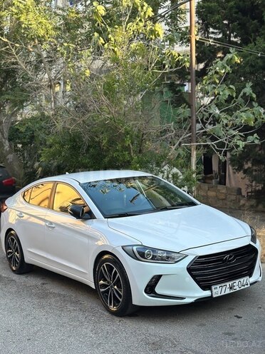 Hyundai Avante 2016, 210,000 km - 1.6 l - Bakı