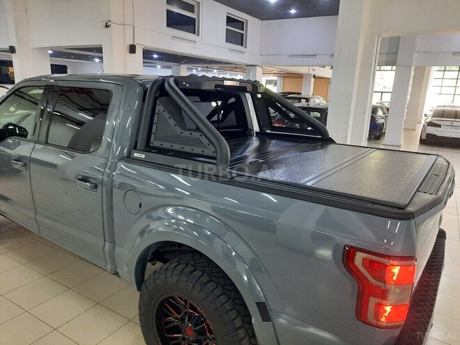 Ford F-150-13