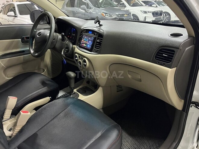 Hyundai Verna 2010, 249,000 km - 1.5 l - Bakı