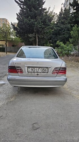 Mercedes E 240 2000, 468,830 km - 2.6 l - Bakı