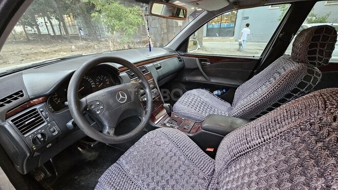 Mercedes E 240 2000, 468,830 km - 2.6 l - Bakı