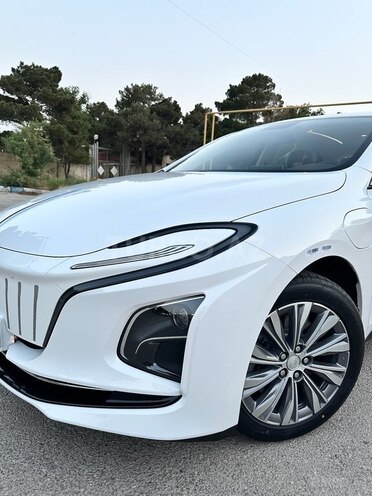 Hongqi  2025, 180 km - 0.0 l - Sumqayıt